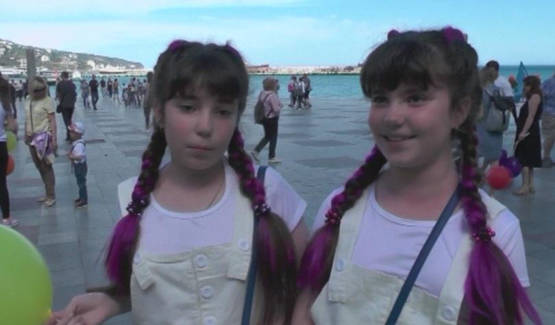 Фестивал на близнаците се проведе в Ялта