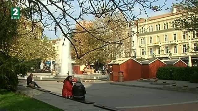 Немски коледен базар отново отваря врати в Пловдив