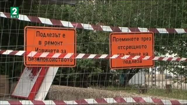 Слагат асансьори на подлезите при хотел Плиска и Окръжна болница