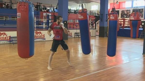 ММА боец интелигентен като Бил Гейтс