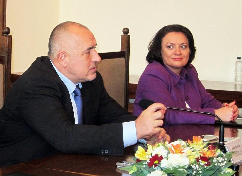 Подписаха договора за водния цикъл на Плевен и Долна Митрополия