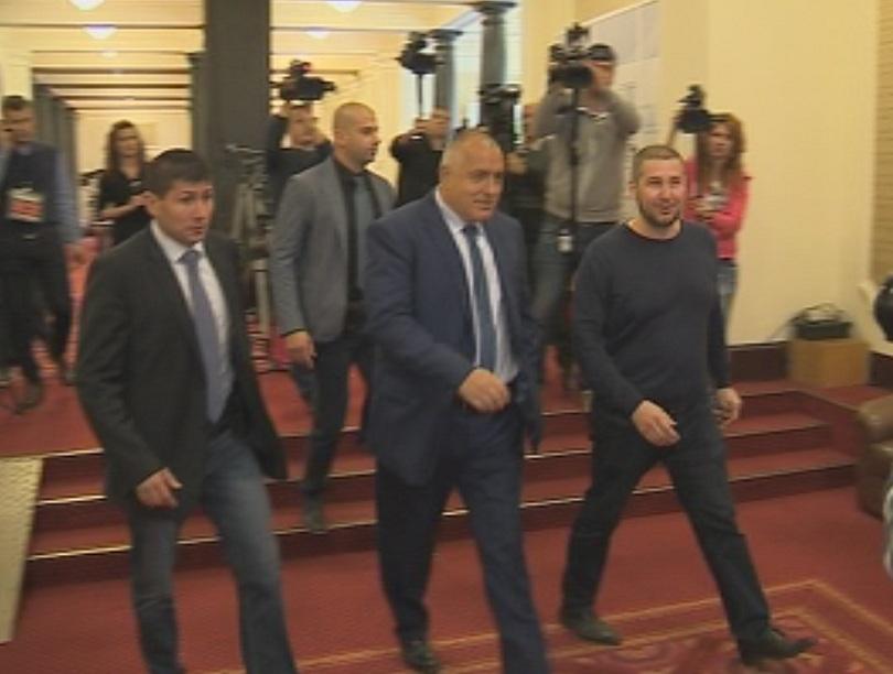 Девети час продължава обсъждането за Изборния кодекс