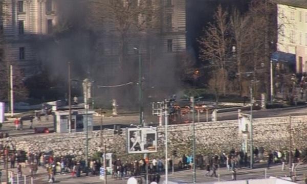 Продължават протестите в Босна и Херцеговина
