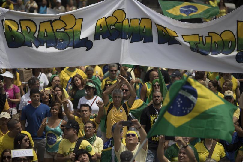 Митинги в подкрепа на крайнодесния кандидат за президент на Бразилия