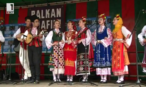 Брюкселското Българско хоро (ОБНОВЕНА)