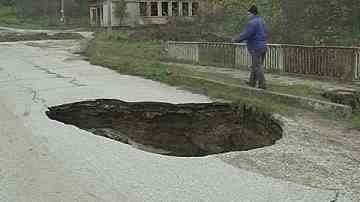 Опасни пътища във Врачанско на прага на зимата