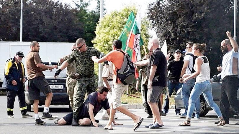 Четирима ще отговарят за хулиганство след сбиването заради Вълците на Путин