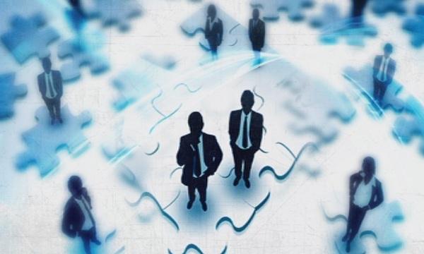 Хасан Адемов: Бизнесът постепенно се отлепва от дъното