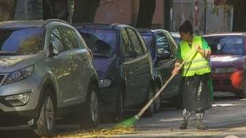 В битка с есенните листа в Пловдив