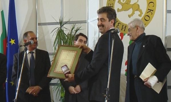 Съдът ще решава дали да отмени заповедта за задържане на Цветан Василев