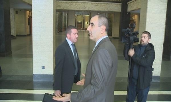 Отложиха делото срещу Цветан Цветанов заради болен съдебен заседател
