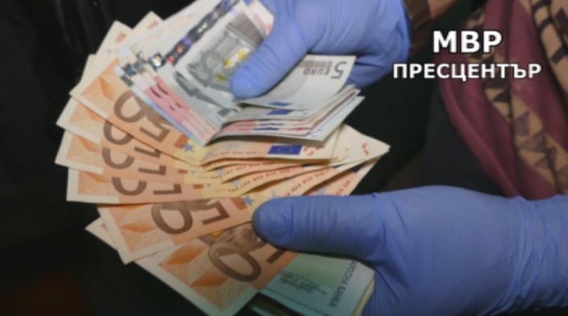 Откриха още 9 000 евро при акцията в ДАИ