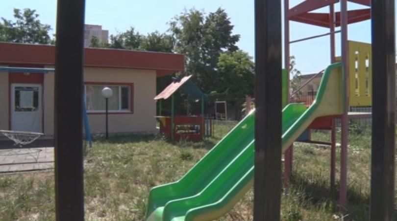 Социалният министър с мерки срещу агресията в домовете за деца