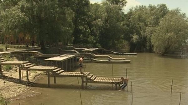 Къпането в Дунав е забранено