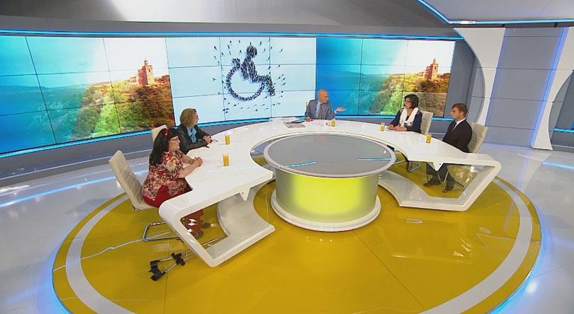 Недоволството на майките на деца с увреждания продължава