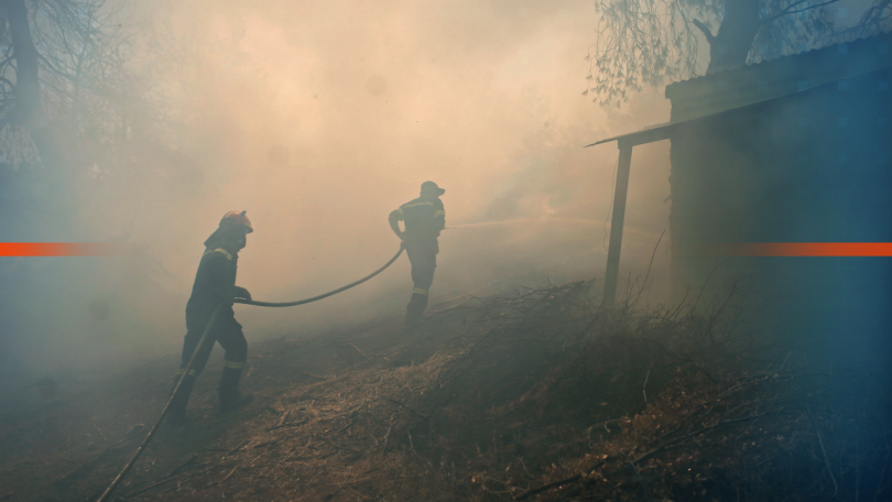 Трети ден продължават пожарите на гръцкия остров Евбея 2800 хектара