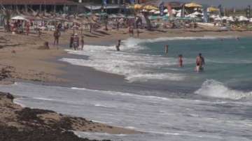 Повишени бактериални нива и на други плажове по Черноморието