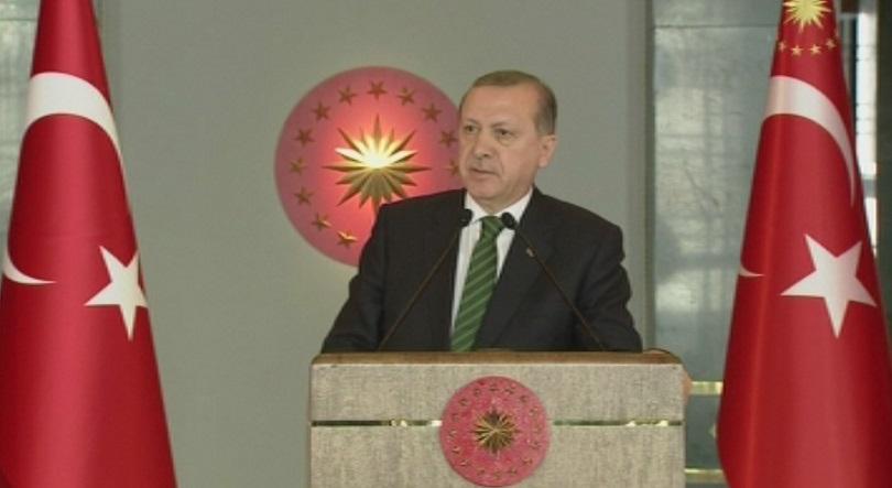 Турция няма да спре обстрела срещу кюрдите край границата със Сирия