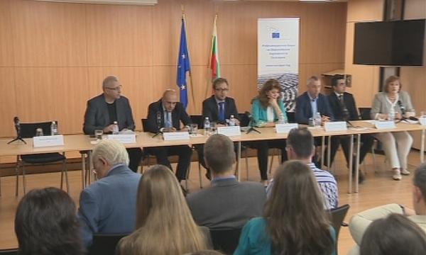 Част от българските евродепутати се срещнаха с медии и граждани