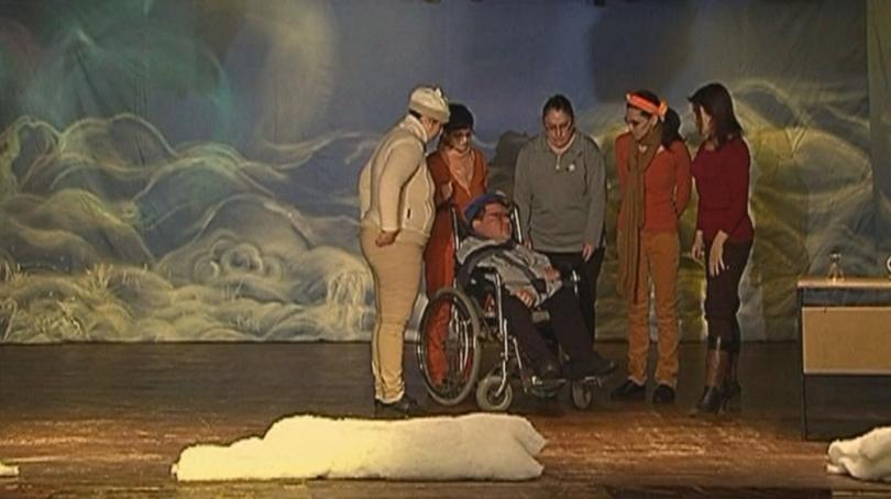 Театралите от Феникс със зов за помощ