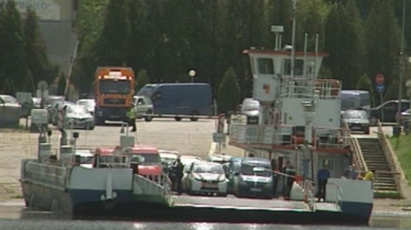 Ремонтът на Аспаруховия мост блокира Варна