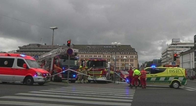 Мъж нападна с нож минувачи във Финландия, има ранени