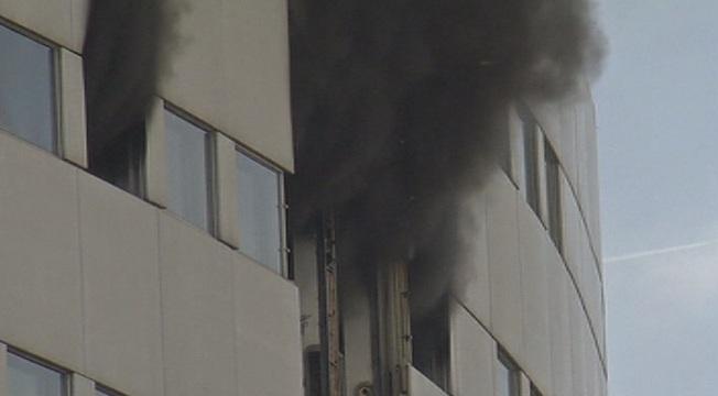 Пожар в радиоцентъра в Париж