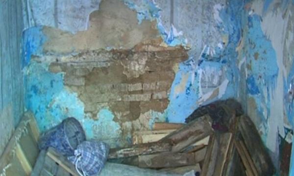 Още наводнени къщи от проливния дъжд във Варна