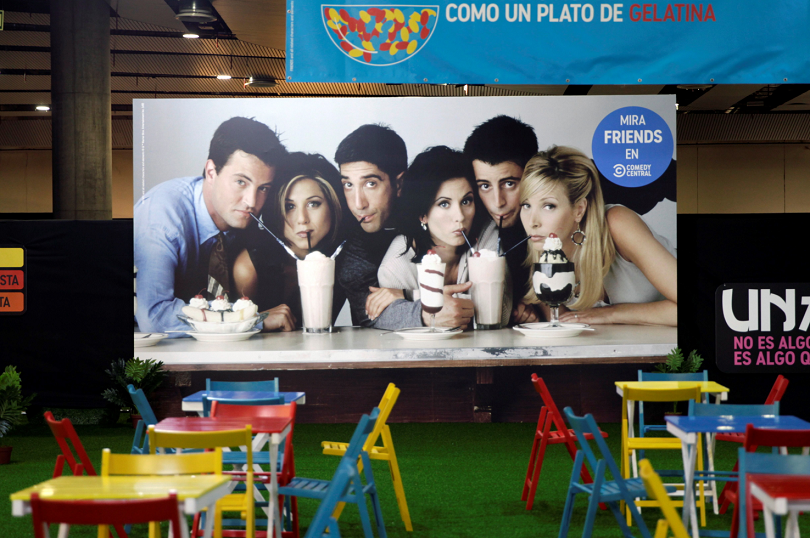 Приятели се завръщат