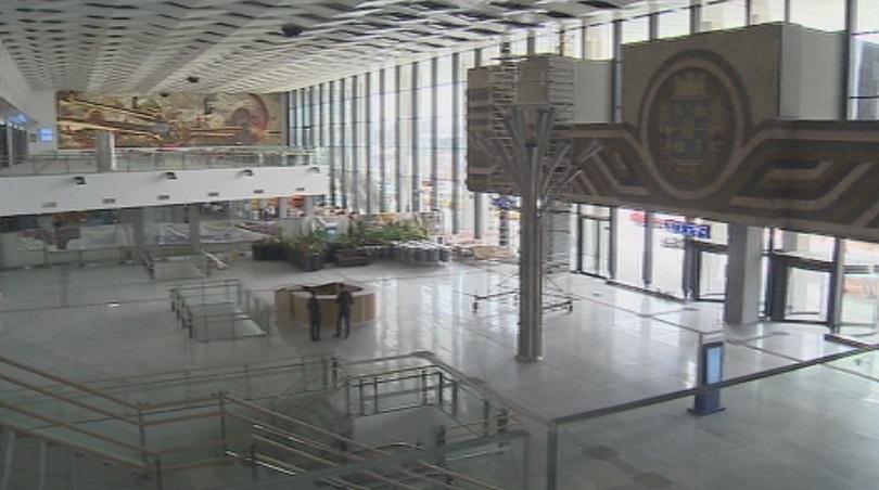 Откриват ремонтираната Централна гара в София за Великден