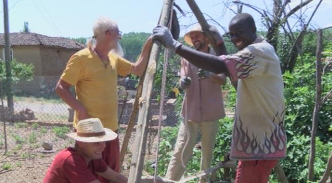 Германци избраха да живеят природосъобразна в България