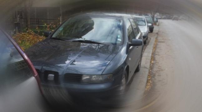 НС реши: До 200 лева глоба за паркиране върху тротоар (ОБЗОР)