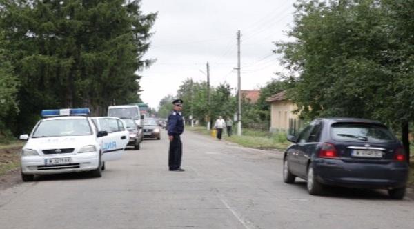 Двама загинаха при гонка на пътя