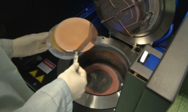 „Зелена светлина - графен в промишлени количества