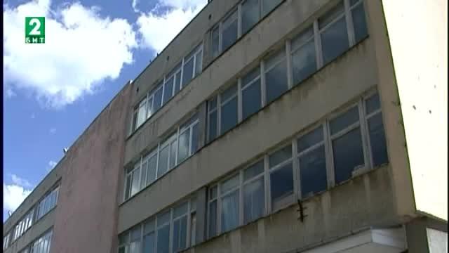 Ремонтират 12 учебни заведения във Варна