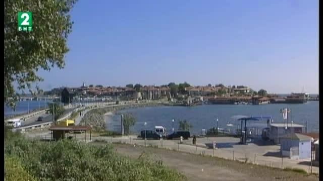 Зорко пазят дюните в Несебър