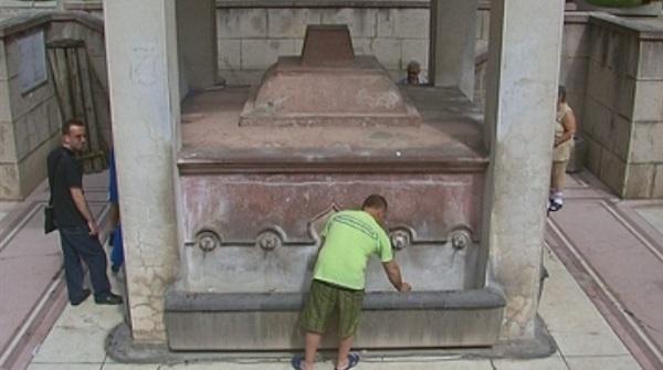 Строго охраняват минералните извори в Хисар