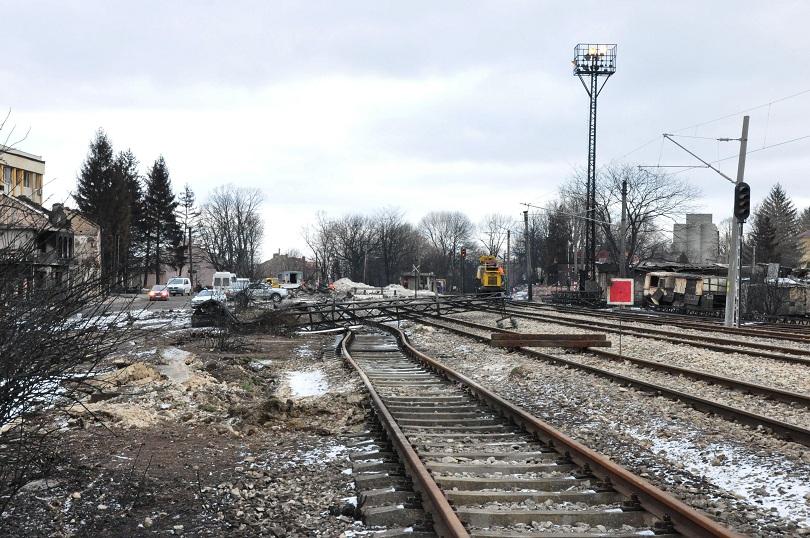 Пускат движението на влаковете през Хитрино