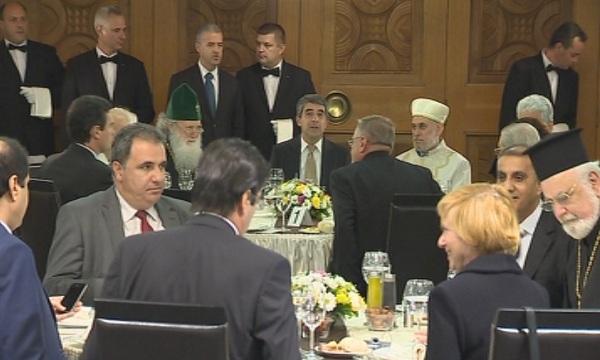 Президентът Плевнелиев домакин на вечерята ифтар
