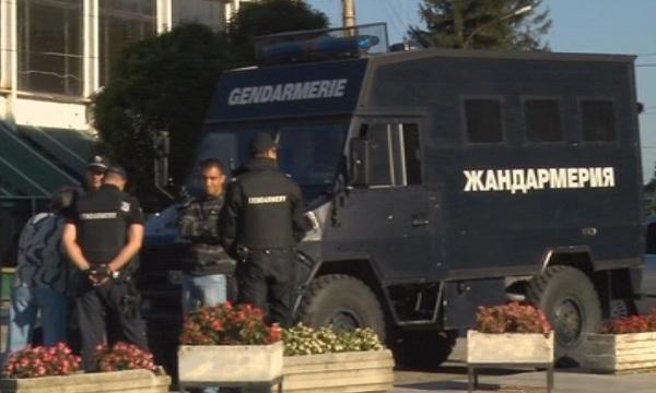 Засиленото полицейско присъствие в Бяла Черква остава докато специализираните органи преценят