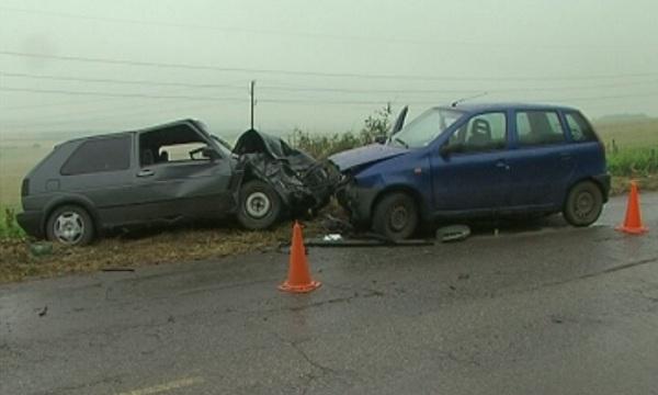 Шофьор без книжка предизвика тежка катастрофа със седем ранени