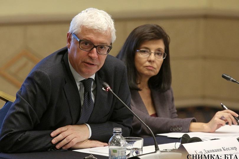 Борбата с корупцията не е само български проблем, според шефа на ОЛАФ (ОБНОВЕНА)