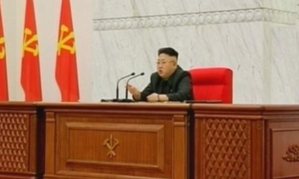 Ким Чен Ун е ръководил ракетна стрелба