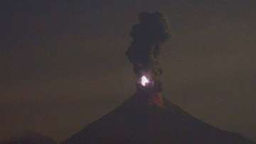 Мексиканският вулкан Колима се активира