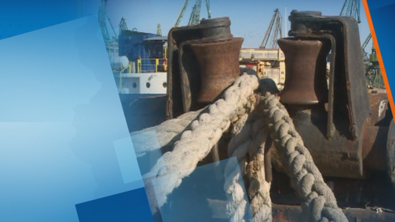 Във Варна протестират заради продажбата на спасителния кораб Перун