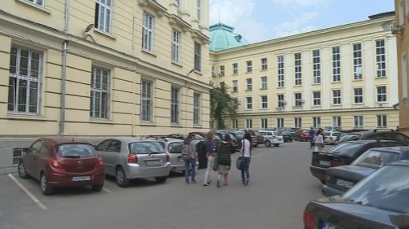 Студентите искат лихвата по кредитите им да падне от 7 на 5%