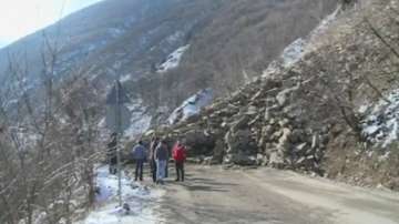 Продължава разчистването на пътя Кричим-Девин