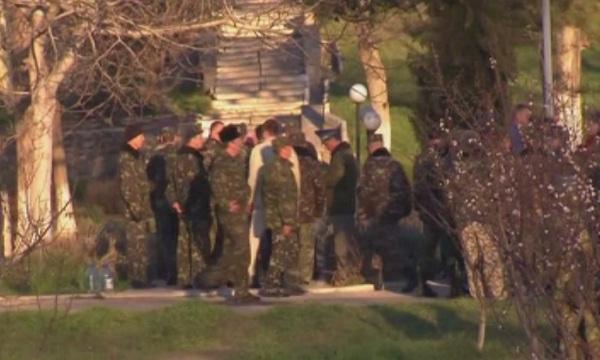 Украинските бази в Крим са под руски контрол