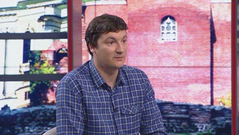 Крум Зарков: Ключовият проблем е, че у нас много хора живеят с малко средства