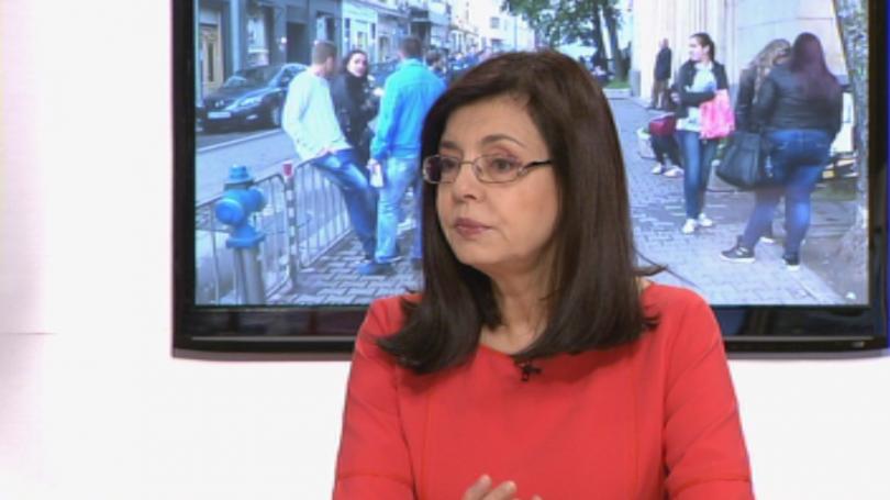 Кунева начерта промените, които да влязат в българското училище от 1 август